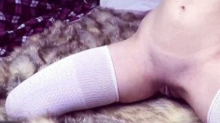 HOME ALONE- MASTURBATING WITH a SEX TOY TO ORGASM