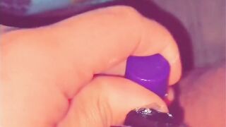 Thick Vagina cougar Plays with herself Secretly