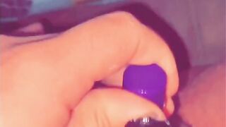Thick Vagina cougar Plays with herself Secretly