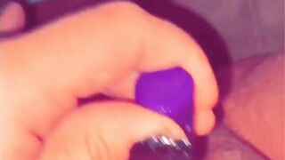 Thick Vagina cougar Plays with herself Secretly