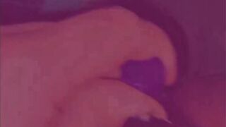Thick Vagina cougar Plays with herself Secretly