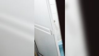 Mi Vecina Se Masturba En La Bañera y no Se Da Cuenta que La Estoy Grabando
