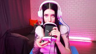 ORGASMIC ASMR INCREDIBLE SEXY BEAUTY LICKING AND BLOWING. HONEY HAZE