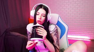 ORGASMIC ASMR INCREDIBLE SEXY BEAUTY LICKING AND BLOWING. HONEY HAZE