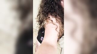Lil-Ryda Thick self Teases you with her Blowing Talent on her Sex Toy