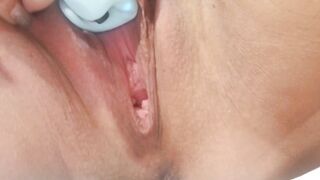 New Vibrating Dildo has my Snatch Soaked!