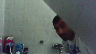 suite belle soeur sous la douche
