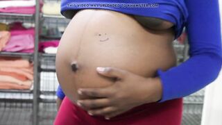 Getto preggo underboobs