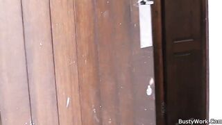 Working woman getting her twat licked and banged