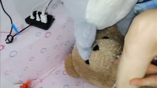 街头尾随眼镜女友酒店激情啪啪国产