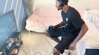 Stretch and Carmela Clutch Fortnite Chronicles part one