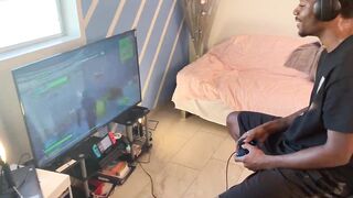Stretch and Carmela Clutch Fortnite Chronicles part one