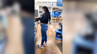 Fine ass momma in Walmart