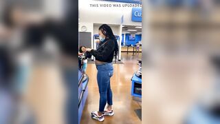 Fine ass momma in Walmart