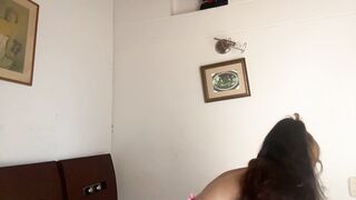 Colegiala Le Baila a Su Profesor Para que Cambie Su Calificación