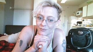 Welcome. an Introduction of Mandy Dickenz
