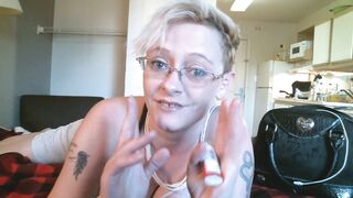 Welcome. an Introduction of Mandy Dickenz