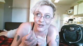 Welcome. an Introduction of Mandy Dickenz