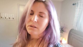 Finger Licking Gorgeous! Cheating Housewife! cougar