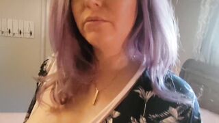 Finger Licking Gorgeous! Cheating Housewife! cougar