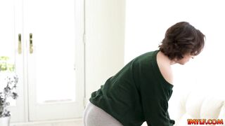 Beauty step milf Lilly made her fantasy come true