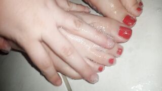 Soapy and Bae Foot inside the Shower...