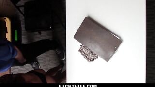 Black Beauty Unwillingly Blows Officer's Penis to Got Bail -