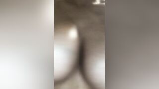 Hi Men Bouncing Melons -ikellywhite