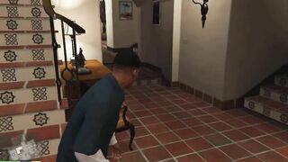 GTA Freaky Vouyeur is Sneeking inside to Unkown House