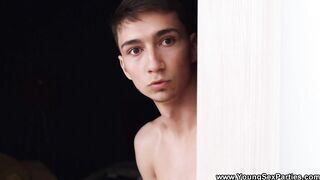 Young Sex Parties - Bisex art students Akira Drago, Sofi