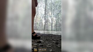 I Brought myself to a Squirt by Fucking my Butt inside an Abandoned House into the Forest