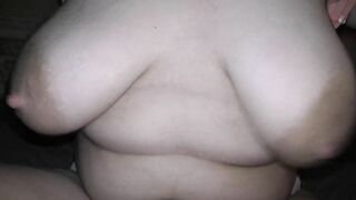 cougar do a Fast Flashing her Long Hooters to You! Long Milking cougar Jugs Close Up!