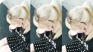 HI) I AM JULIA LET'S CHAT?