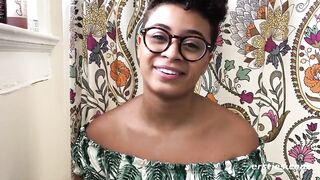 Sweet Ebony Amateur Loves To Play For Camera