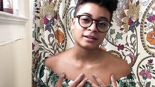 Sweet Ebony Amateur Loves To Play For Camera