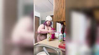 What's Cooking Incredible Lookin'?