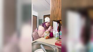 What's Cooking Incredible Lookin'?