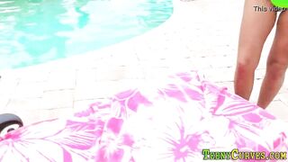 Slutty blonde teenager blows long penis