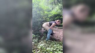 Nervous Bimbo Pisses into Outdoor Park