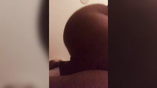 Grinding and Twerking my Soak Black Snatch !!! Felt so Great