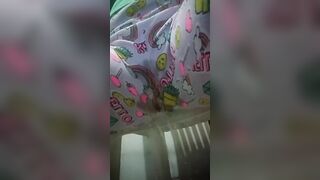 Una Perra Susia Se Orinó En La Pijama