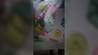 Una Perra Susia Se Orinó En La Pijama