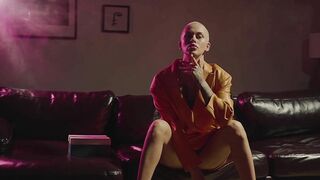 Fashion Performer inside the Dressing Room Masturbates with a Long African Dick