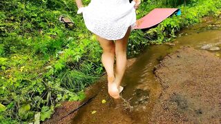What my Stepmom Wears Upskirt - milf no Underwear - Kinky Goddess Soles