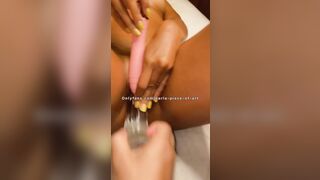 chinese Hoe Squirting like a Fountain!