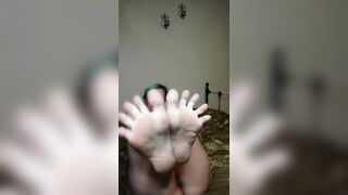 Nude Sucking Off my Filthy Foot