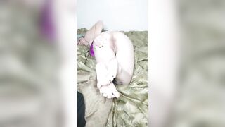 Let me Tease you with my Fat Booty and Huge Foot