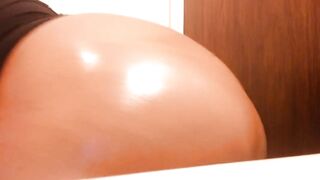 African Booty Clapping