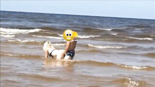 With a Secretary at the Sea