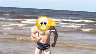With a Secretary at the Sea